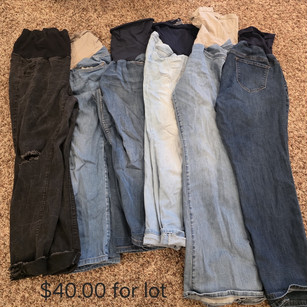 Motherhood Maternity Women's Jeans in Black and Blue